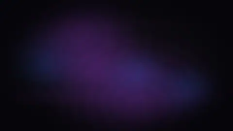 Keyframe of a blurred pan across a crowd
